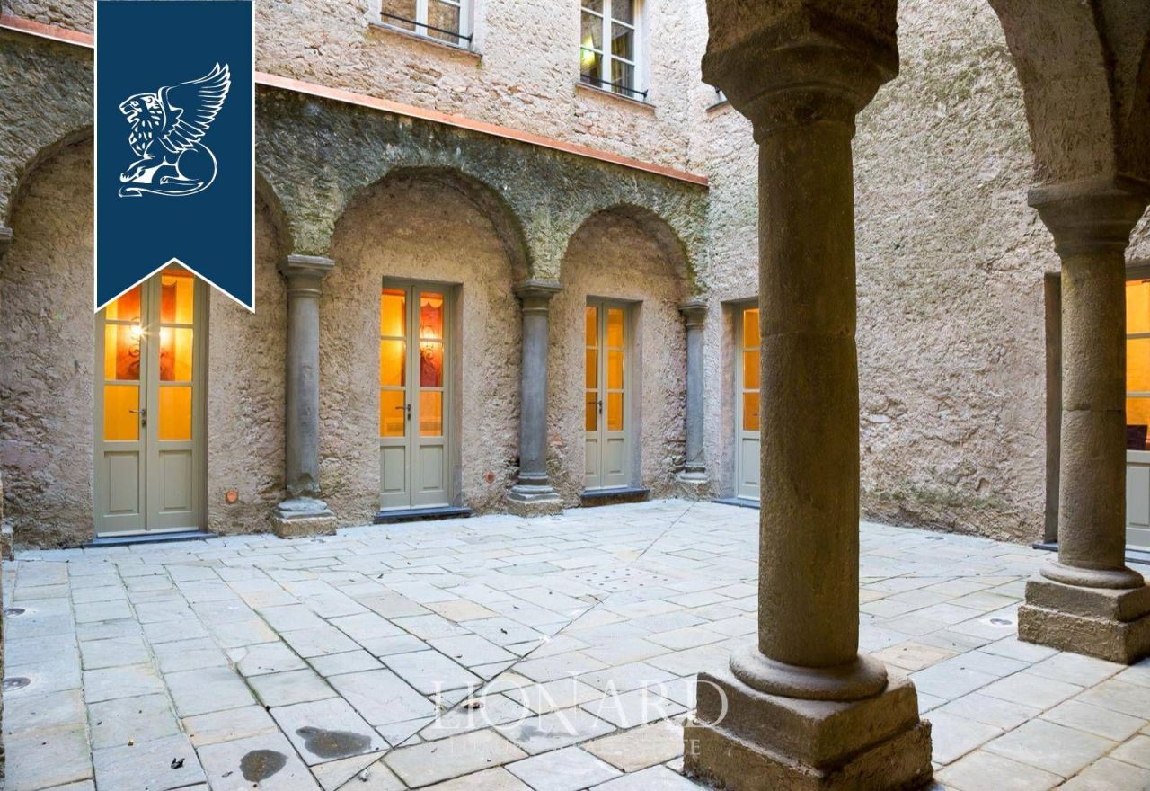 Замок в Массе, Италия, 1 000 м² - фото 7