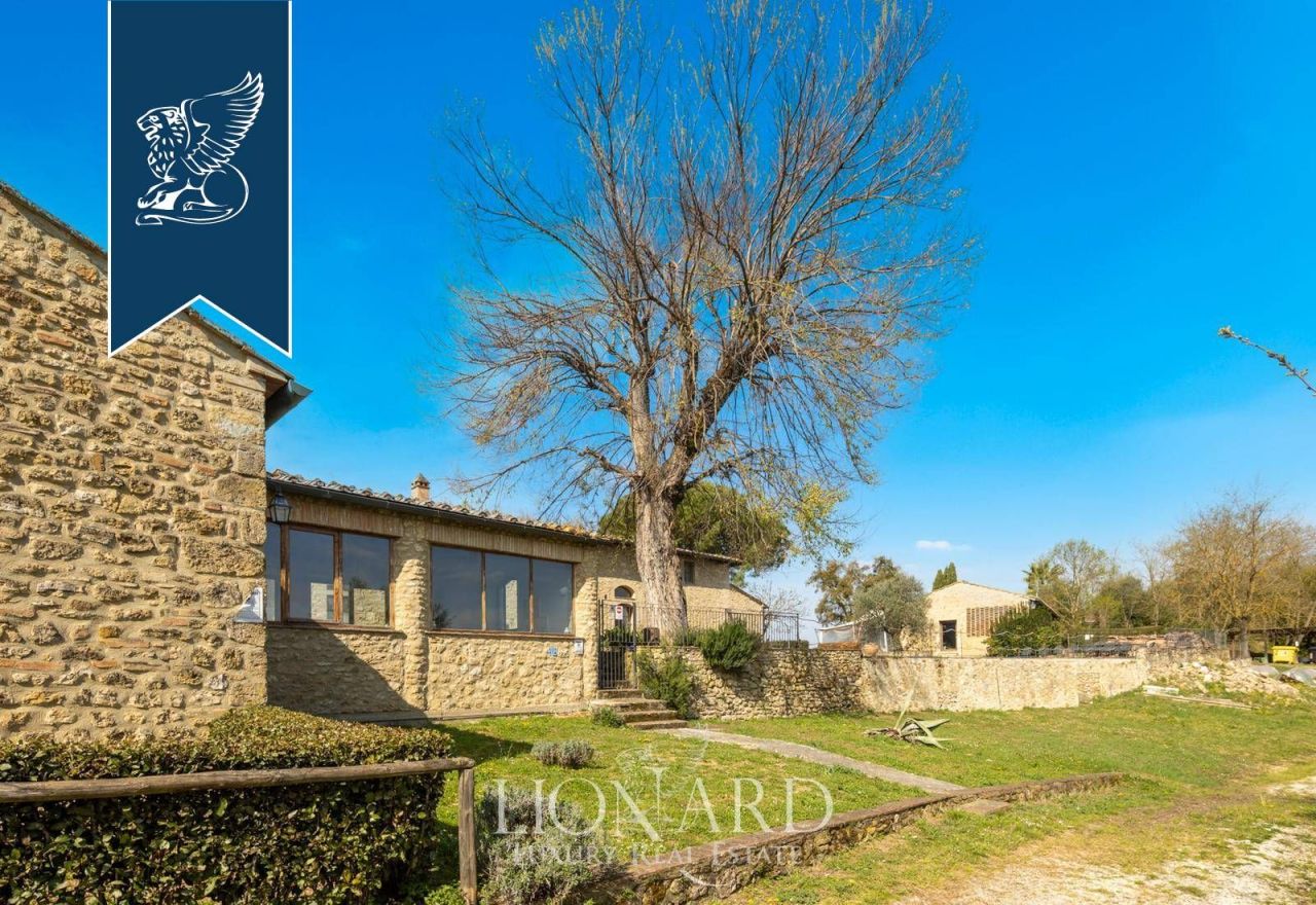 Ферма в Сиене, Италия, 1 055 м² - фото 7