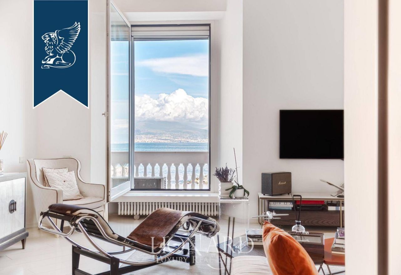 Апартаменты в Неаполе, Италия, 250 м² - фото 9