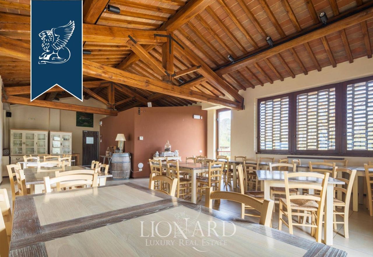 Ферма в Сиене, Италия, 1 055 м² - фото 10