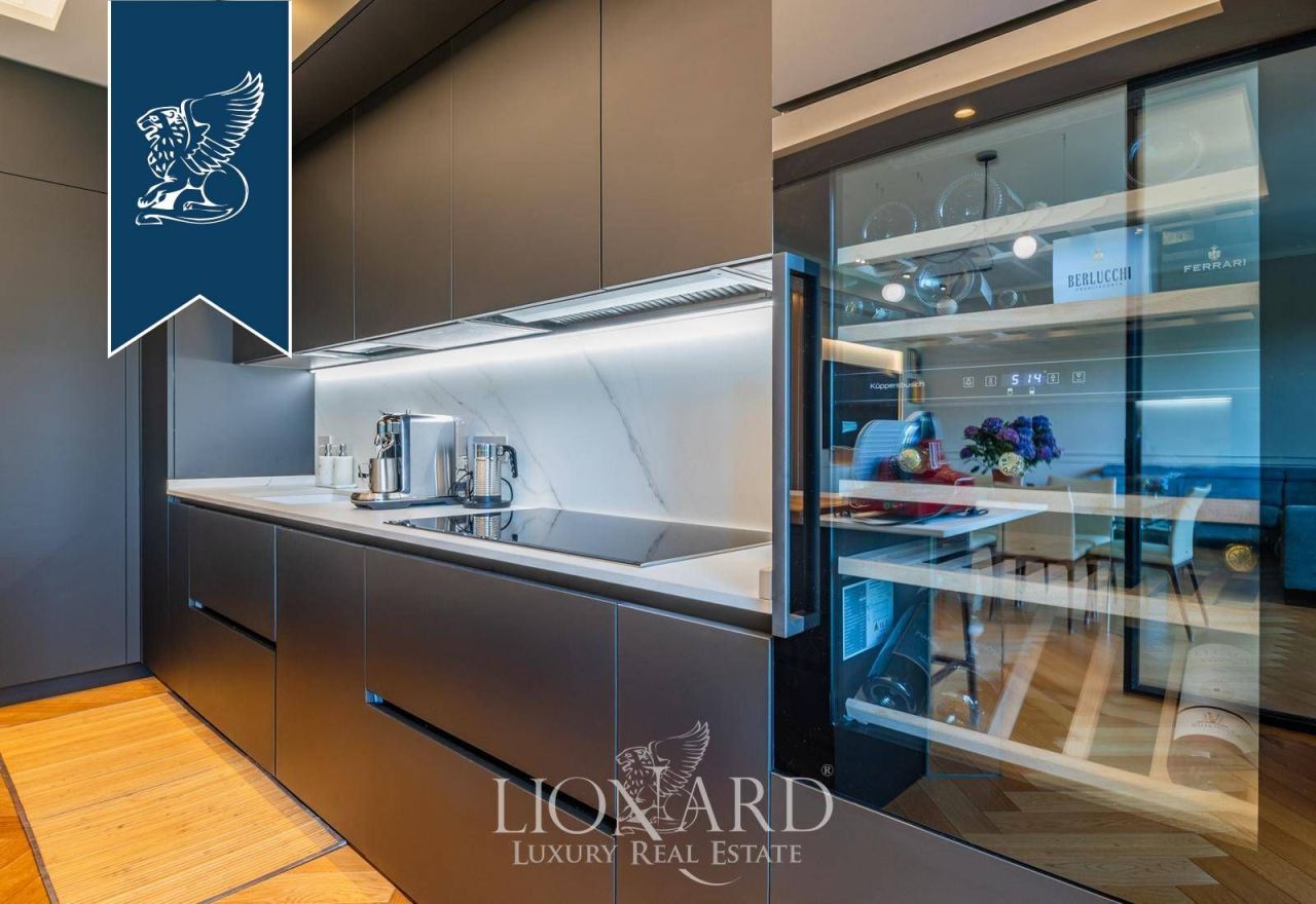 Апартаменты в Милане, Италия, 180 м² - фото 12