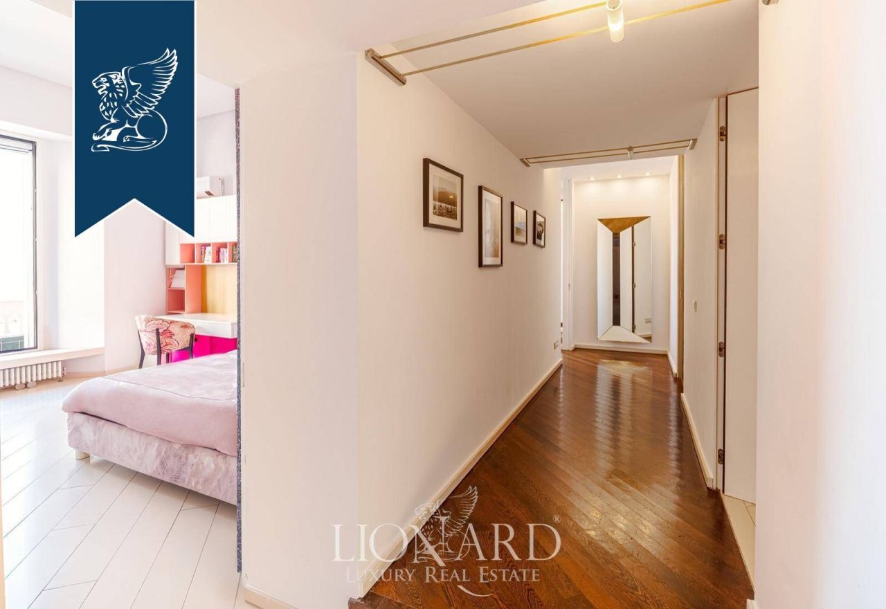 Апартаменты в Неаполе, Италия, 250 м² - фото 13