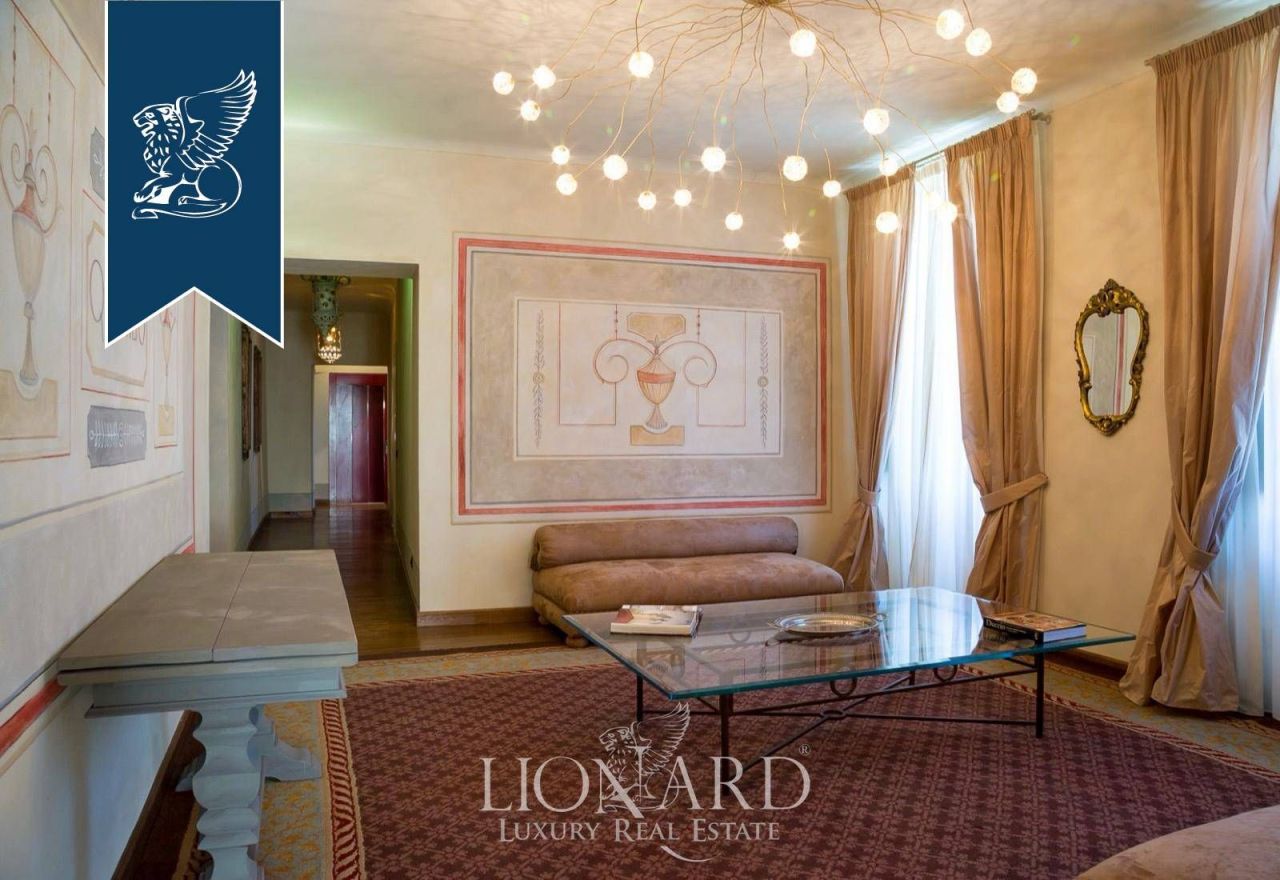 Замок в Массе, Италия, 1 000 м² - фото 15