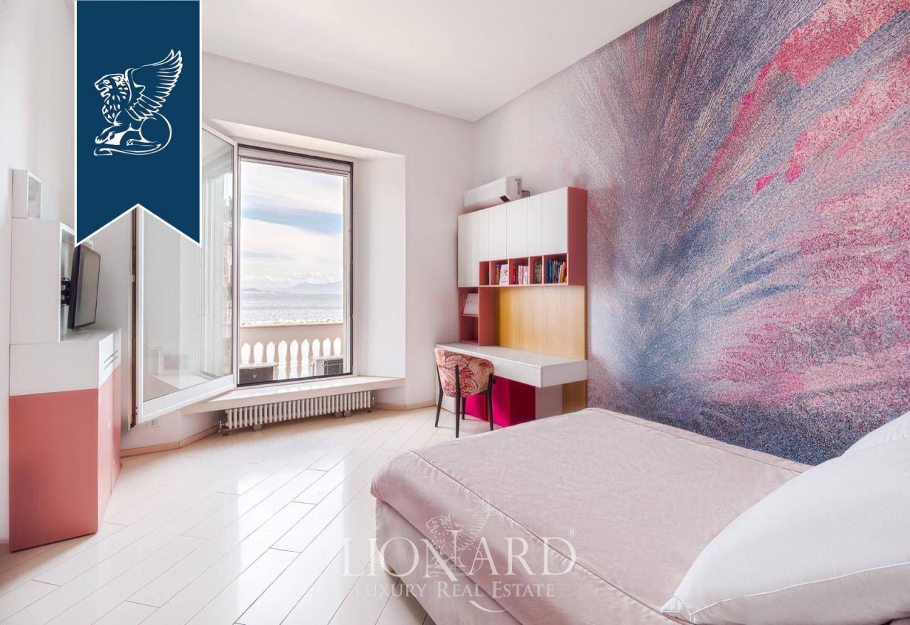 Апартаменты в Неаполе, Италия, 250 м² - фото 15