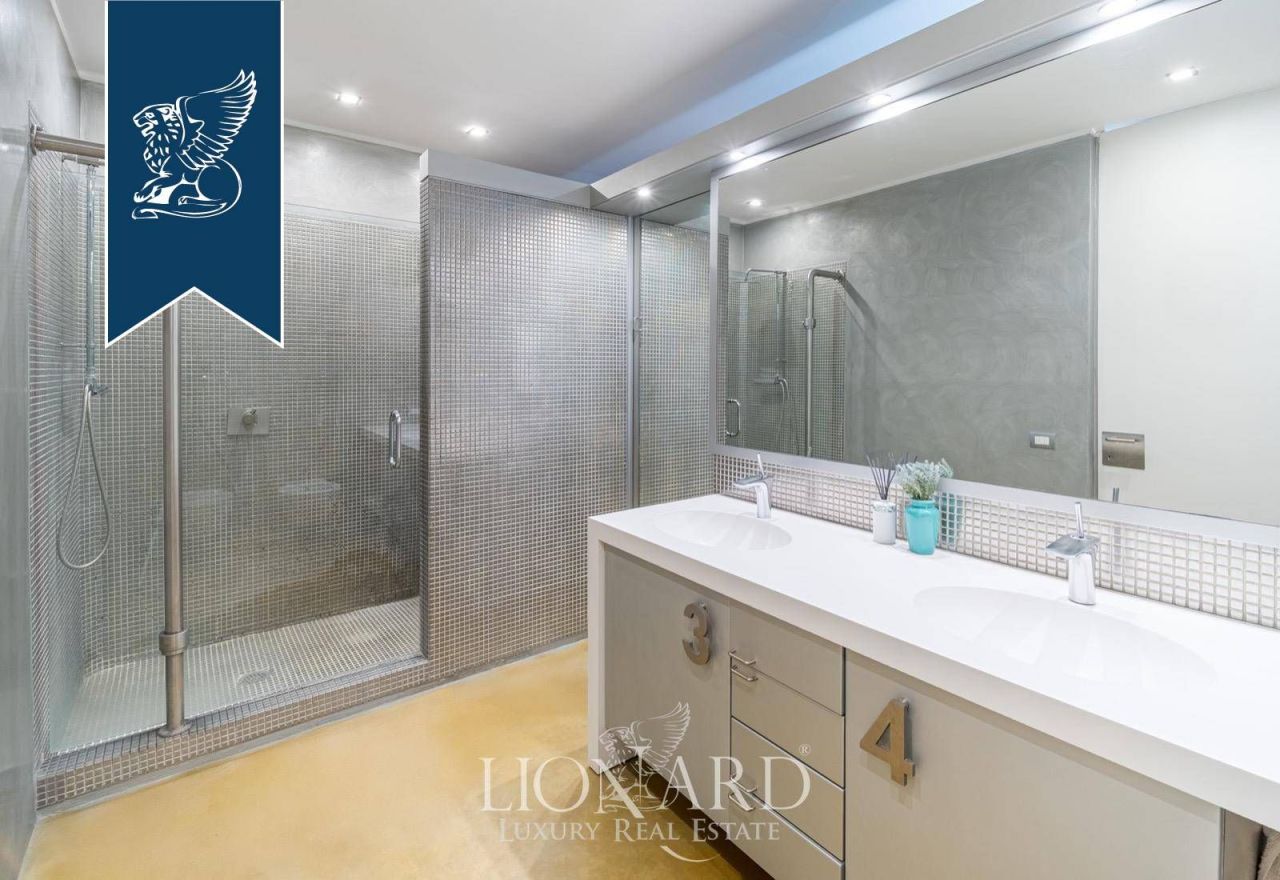 Апартаменты в Неаполе, Италия, 250 м² - фото 18