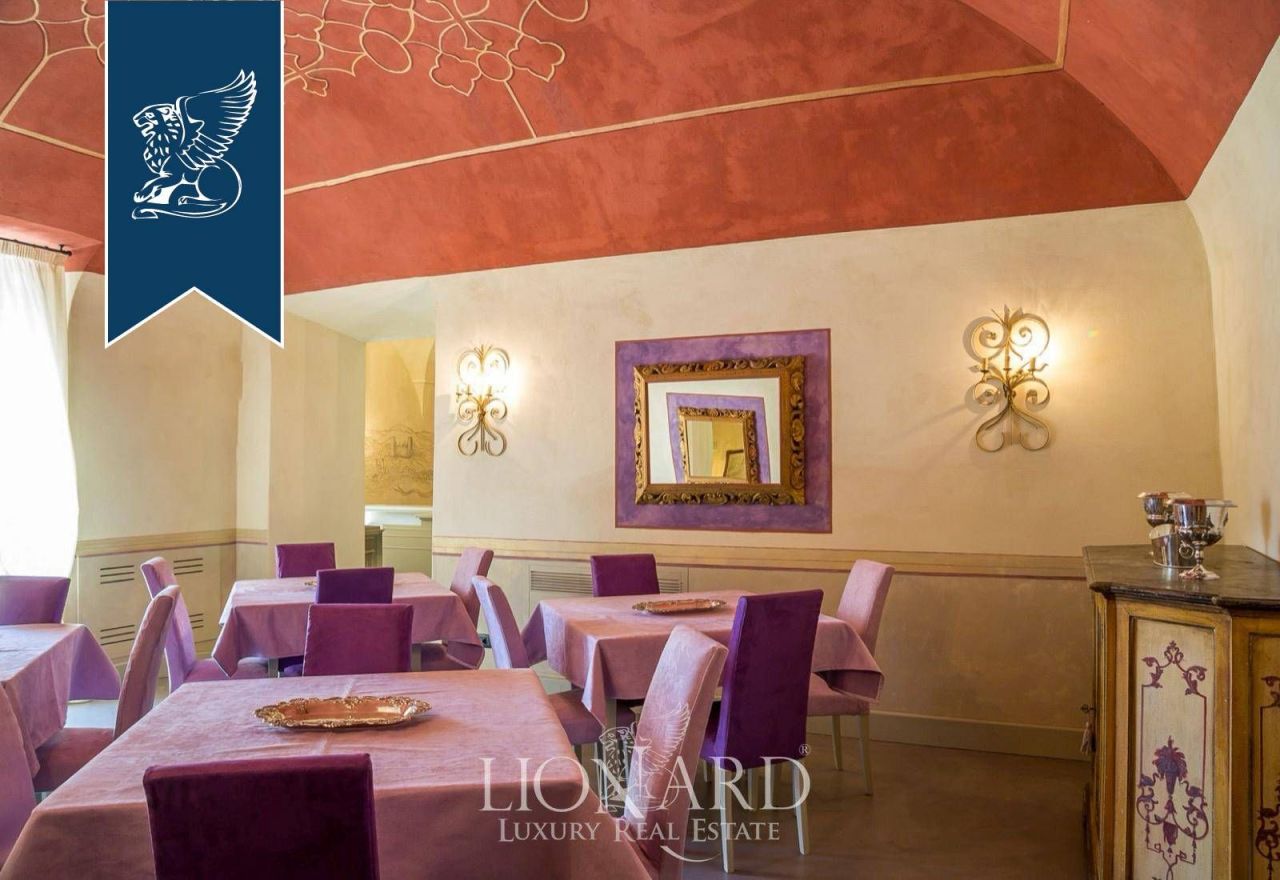 Замок в Массе, Италия, 1 000 м² - фото 19