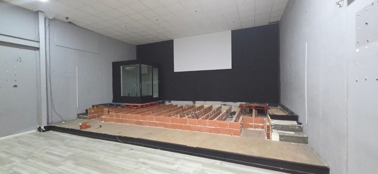 Коммерческая недвижимость в Торревьехе, Испания, 600 м² - фото 10