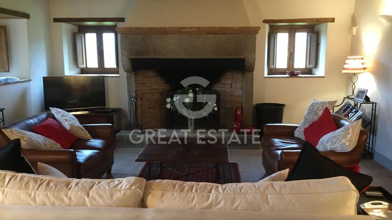 Дом в Кортоне, Италия, 419.4 м² - фото 11