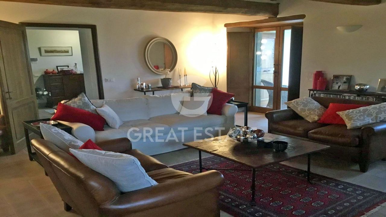 Дом в Кортоне, Италия, 419.4 м² - фото 13