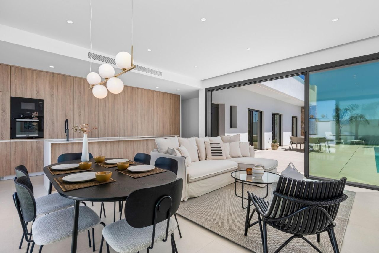 Вилла в Лос Алькасарес, Испания, 130 м² - фото 10