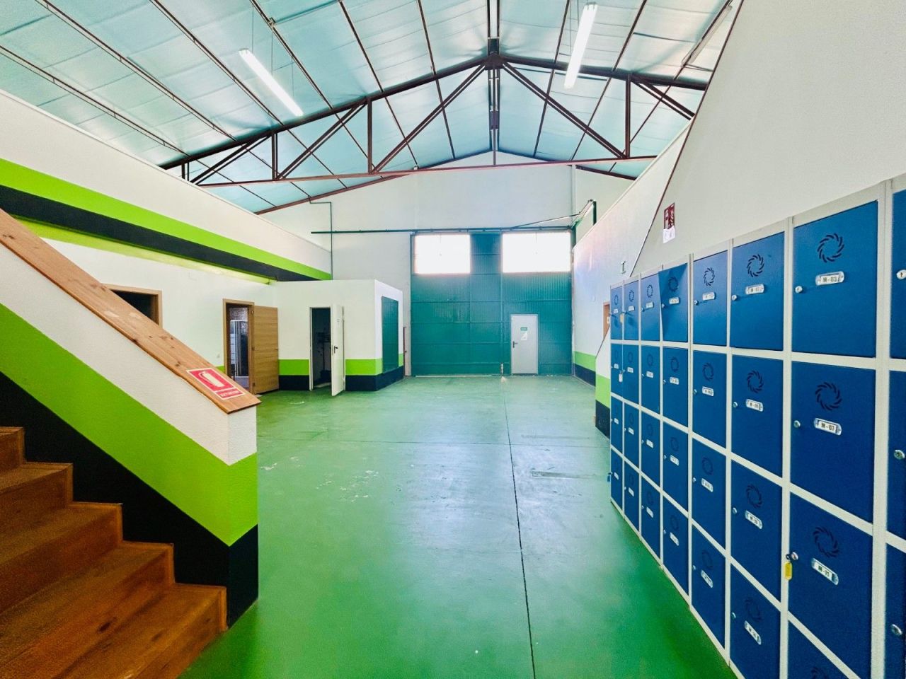 Коммерческая недвижимость в Дайя-Нуэве, Испания, 910 м² - фото 10