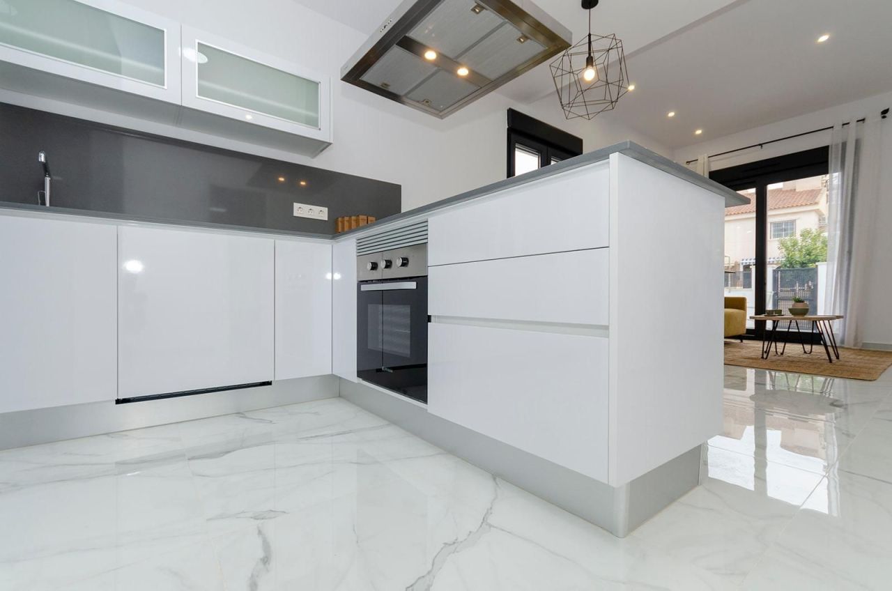 Вилла в Торревьехе, Испания, 105 м² - фото 10