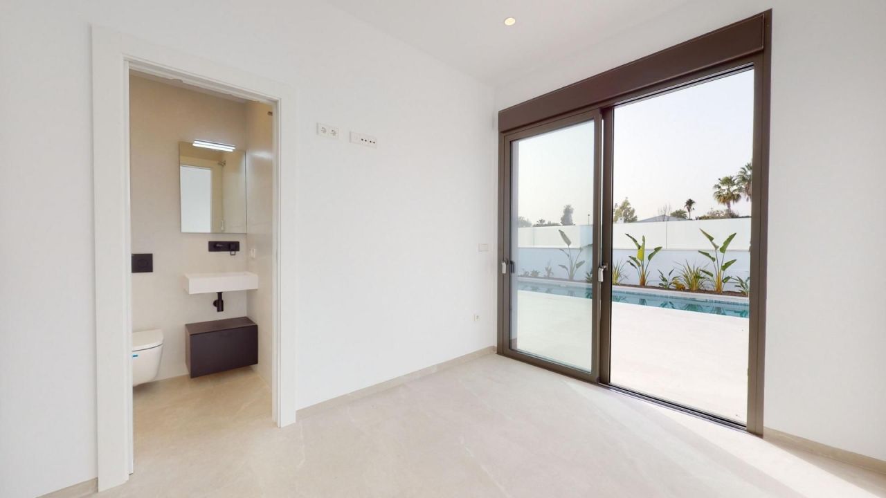 Вилла в Лос Алькасарес, Испания, 140 м² - фото 11