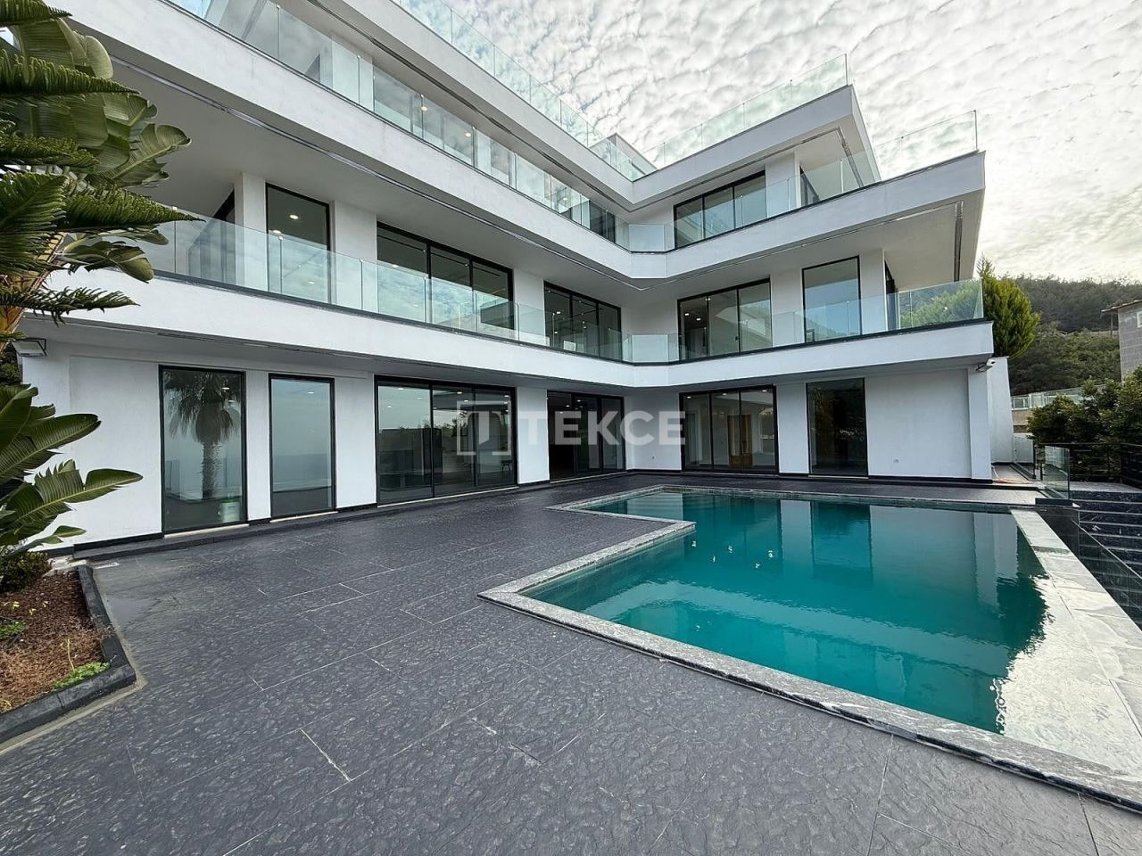 Вилла в Алании, Турция, 650 м² - фото 2