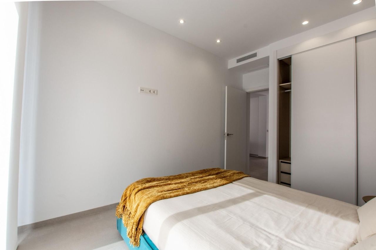 Апартаменты в Финестрате, Испания, 80 м² - фото 11