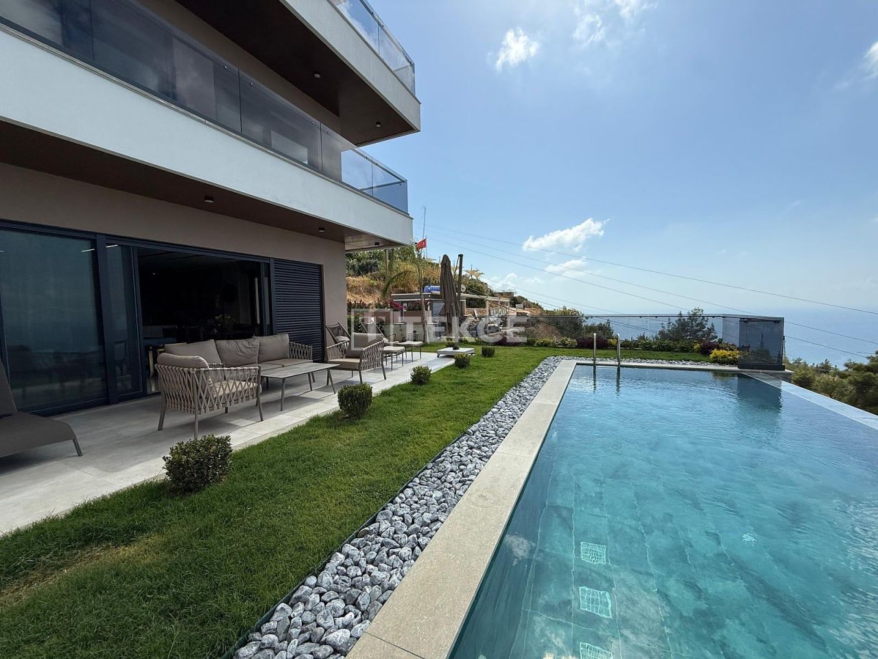 Вилла в Алании, Турция, 400 м² - фото 2