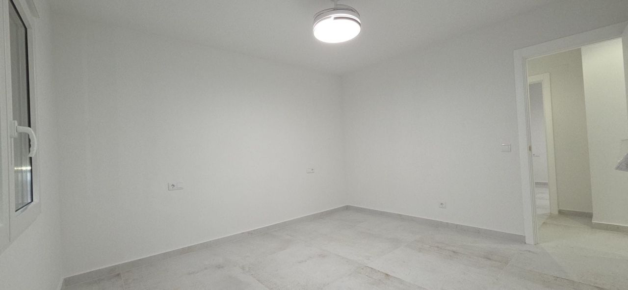 Апартаменты в Торревьехе, Испания, 171 м² - фото 12