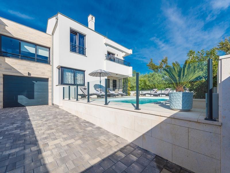 Вилла в Задаре, Хорватия, 190 м² - фото 2