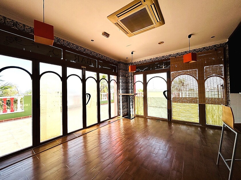 Коммерческая недвижимость в Ориуэла Коста, Испания, 242 м² - фото 13