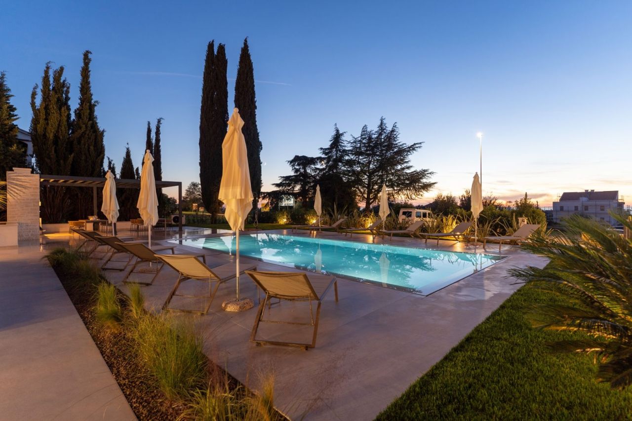 Вилла в Порече, Хорватия, 683 м² - фото 4