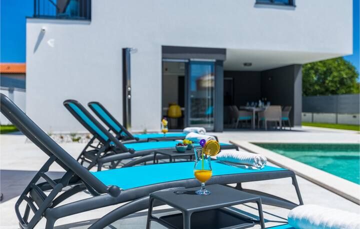 Вилла в Пуле, Хорватия, 160 м² - фото 5