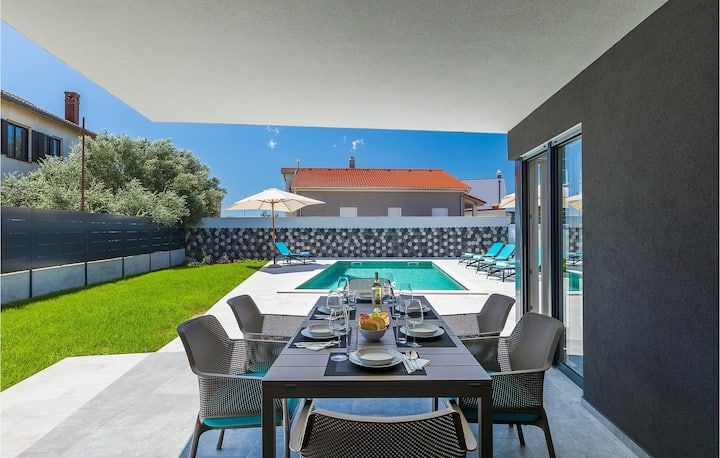 Вилла в Пуле, Хорватия, 160 м² - фото 6