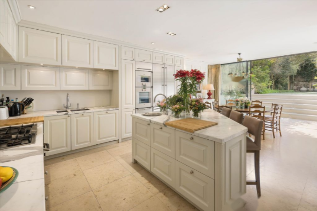 Квартира в Лондоне, Великобритания, 305 м² - фото 14