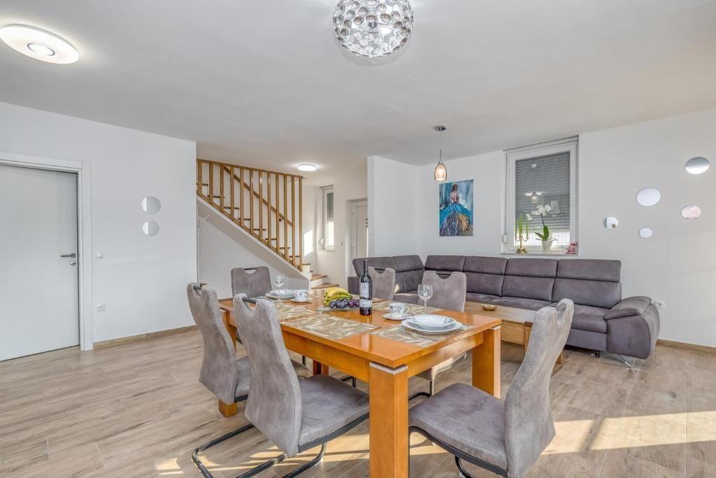 Вилла в Тиняне, Хорватия, 168 м² - фото 10