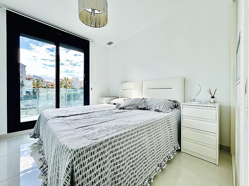 Апартаменты в Пунта Приме, Испания, 80 м² - фото 14