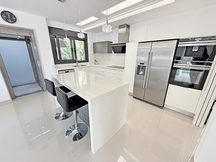 Вилла в Сан-Мигель де Салинас, Испания, 316 м² - фото 15