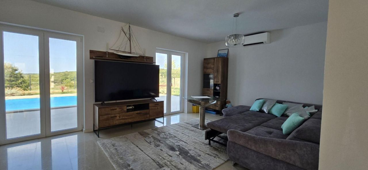 Вилла в Ровини, Хорватия, 236 м² - фото 18