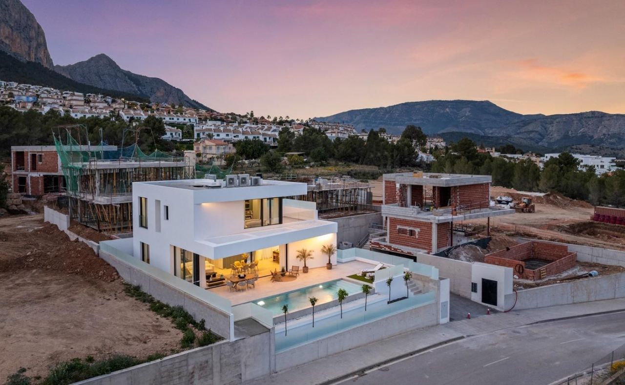 Вилла в Полопе, Испания, 306 м² - фото 15