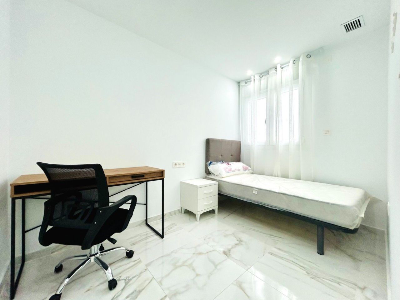 Апартаменты в Торревьехе, Испания, 80 м² - фото 15