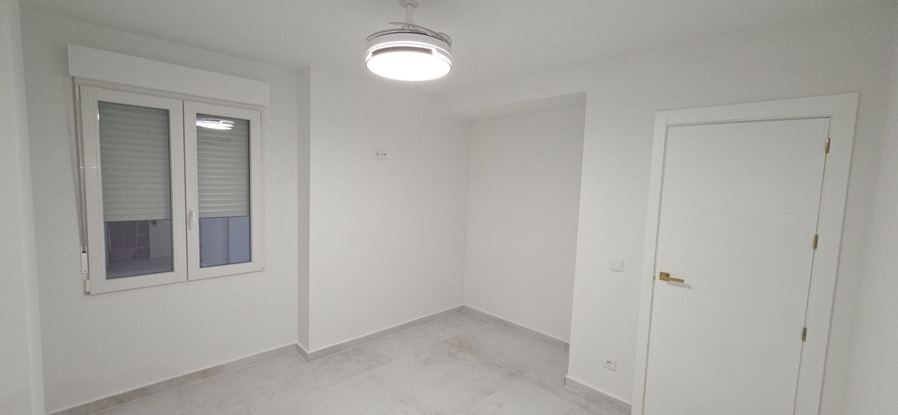 Апартаменты в Торревьехе, Испания, 171 м² - фото 15