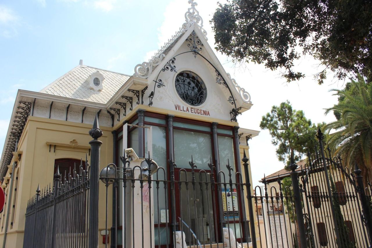 Вилла в Годелье, Испания, 212 м² - фото 12