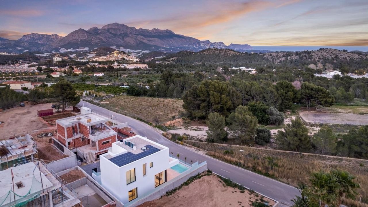 Вилла в Полопе, Испания, 306 м² - фото 16