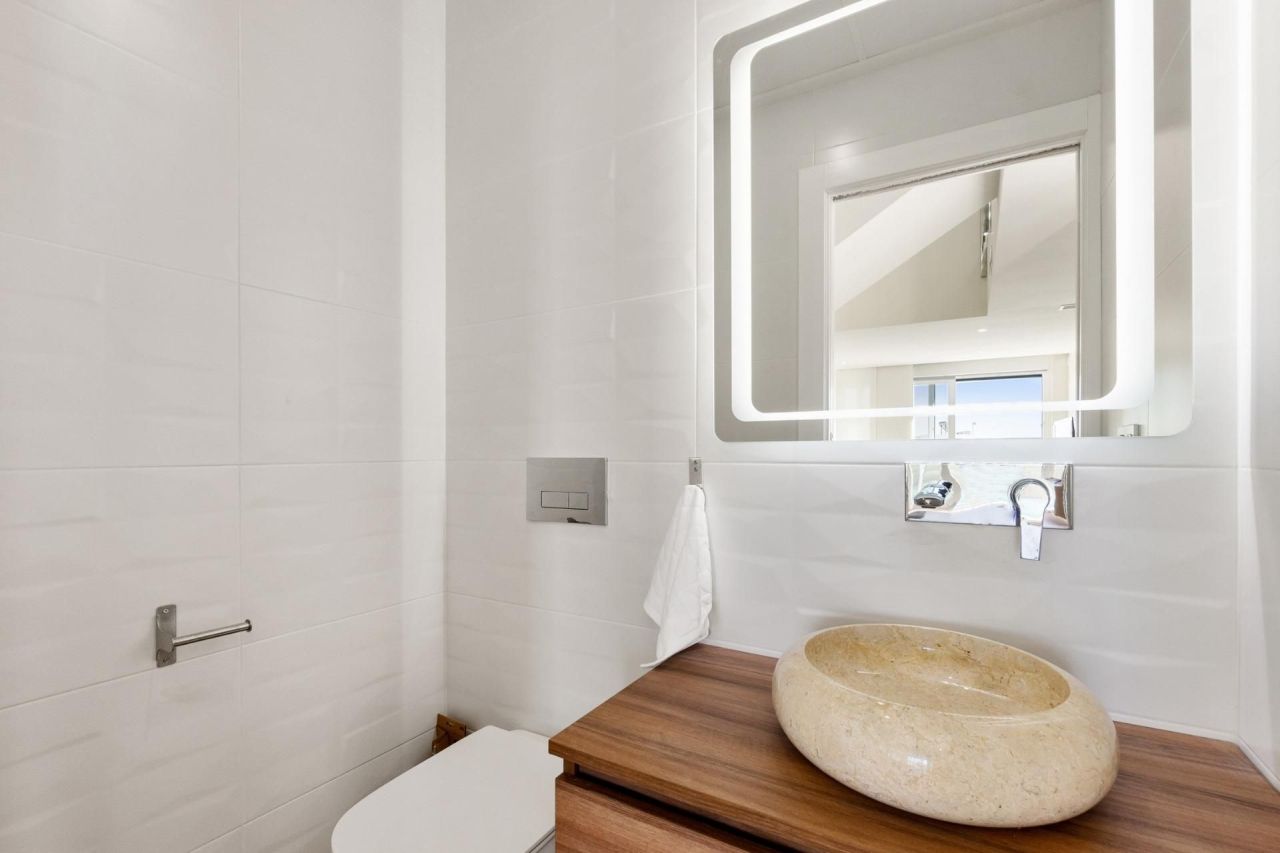 Вилла в Рохалесе, Испания, 129 м² - фото 17