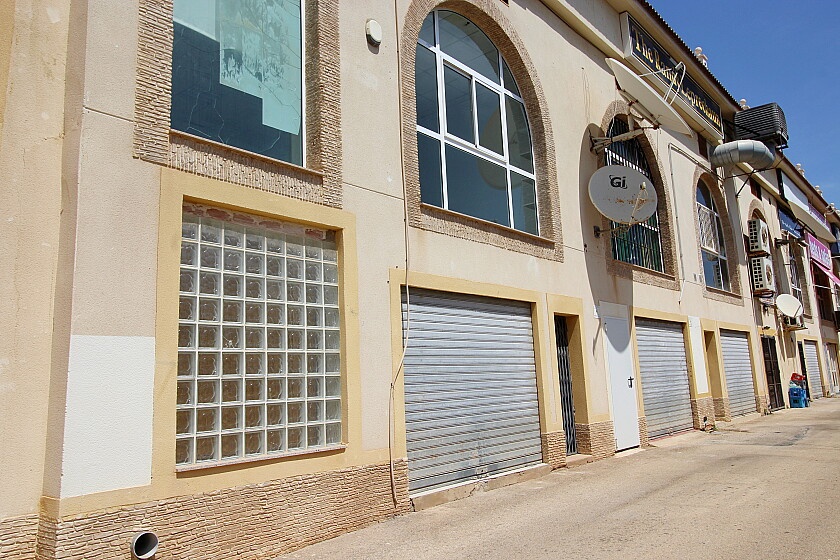 Коммерческая недвижимость в Ориуэла Коста, Испания, 300 м² - фото 17