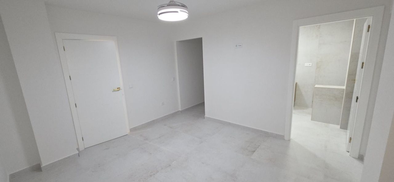 Апартаменты в Торревьехе, Испания, 171 м² - фото 18