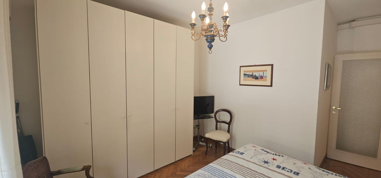 Апартаменты в Империи, Италия, 100 м² - фото 8