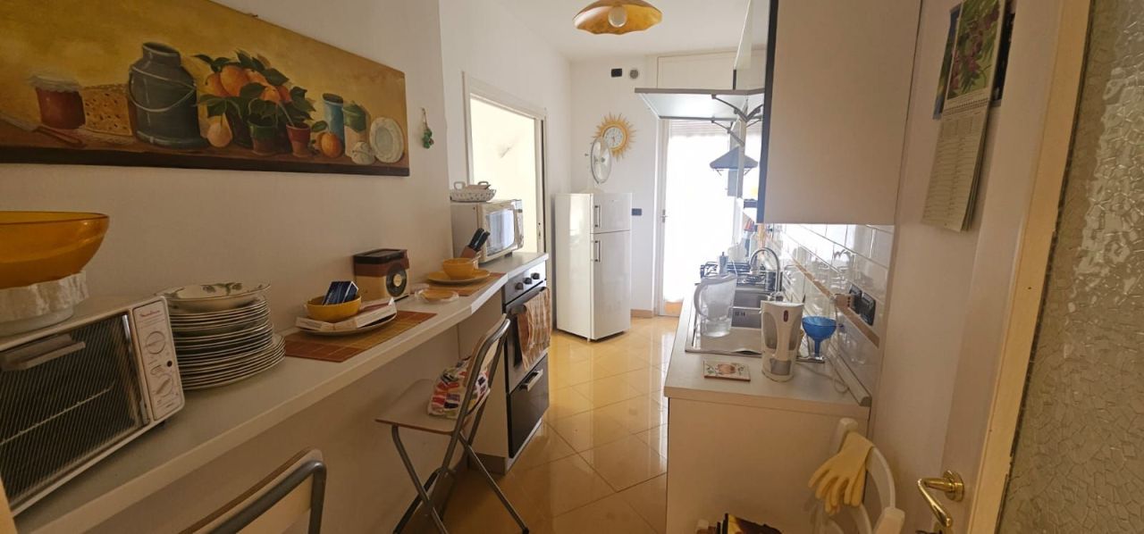 Апартаменты в Империи, Италия, 100 м² - фото 4