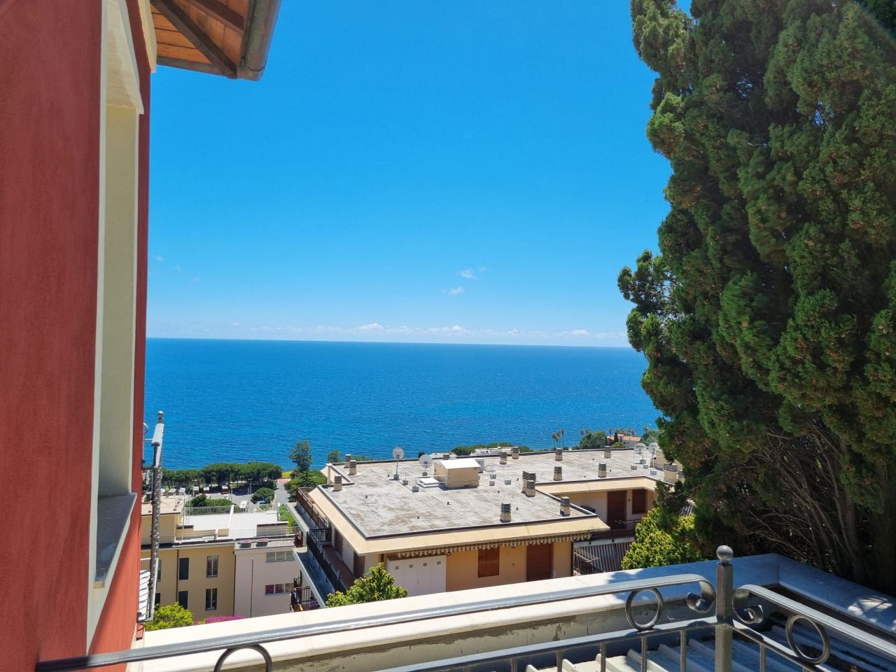 Дом в Сан-Ремо, Италия, 110 м² - фото 12