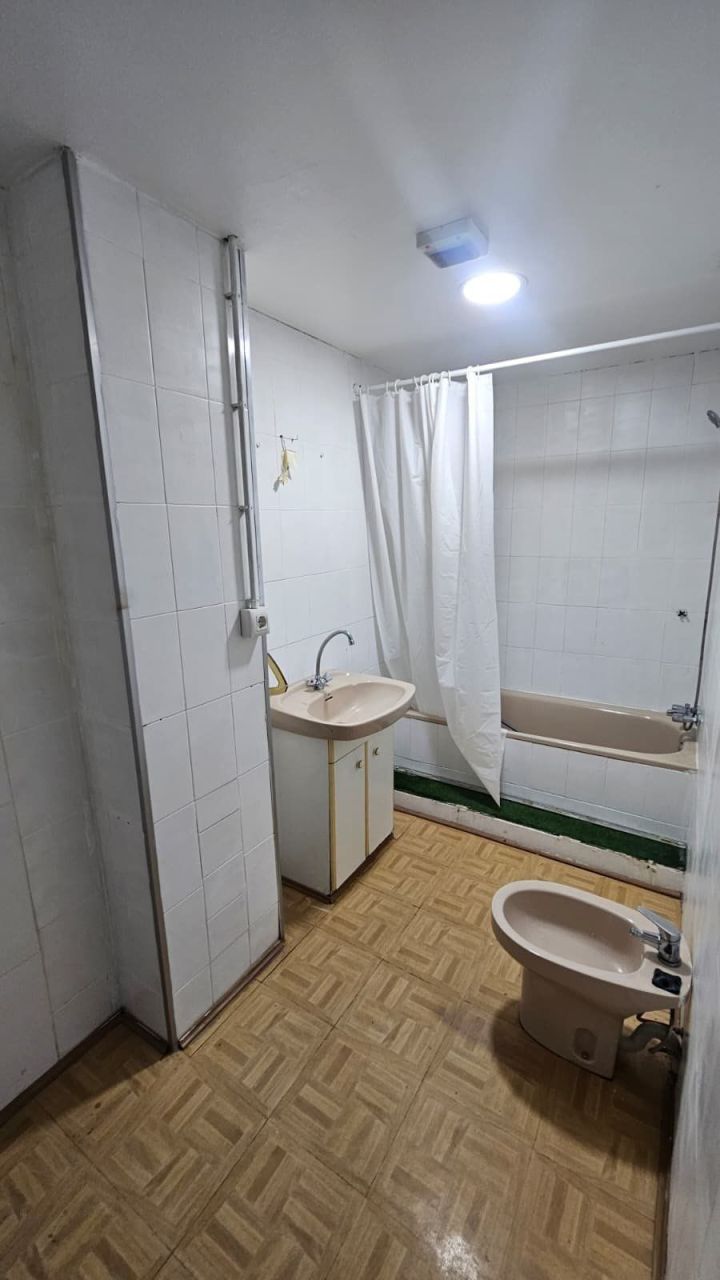 Коммерческая недвижимость в Барселоне, Испания, 103 м² - фото 17