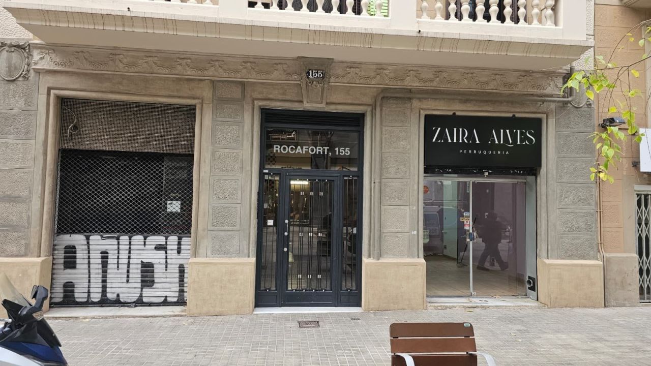 Коммерческая недвижимость в Барселоне, Испания, 103 м² - фото 19