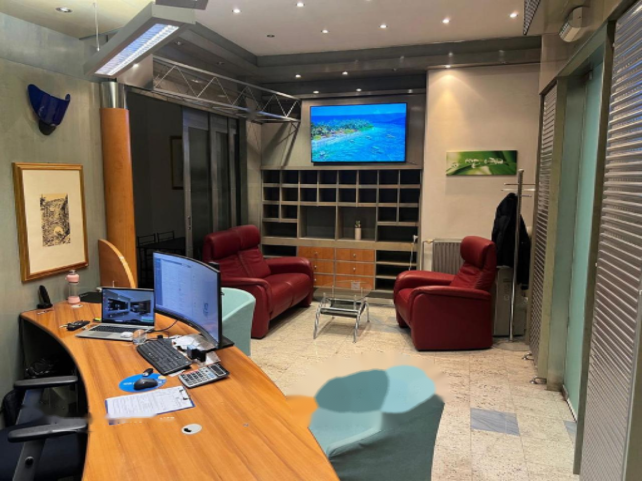 Офис в Любляне, Словения, 62 м² - фото 1