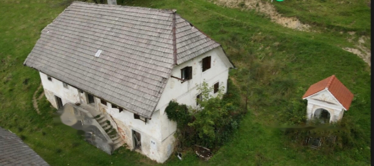 Ферма в Камнике, Словения, 250 000 м² - фото 3