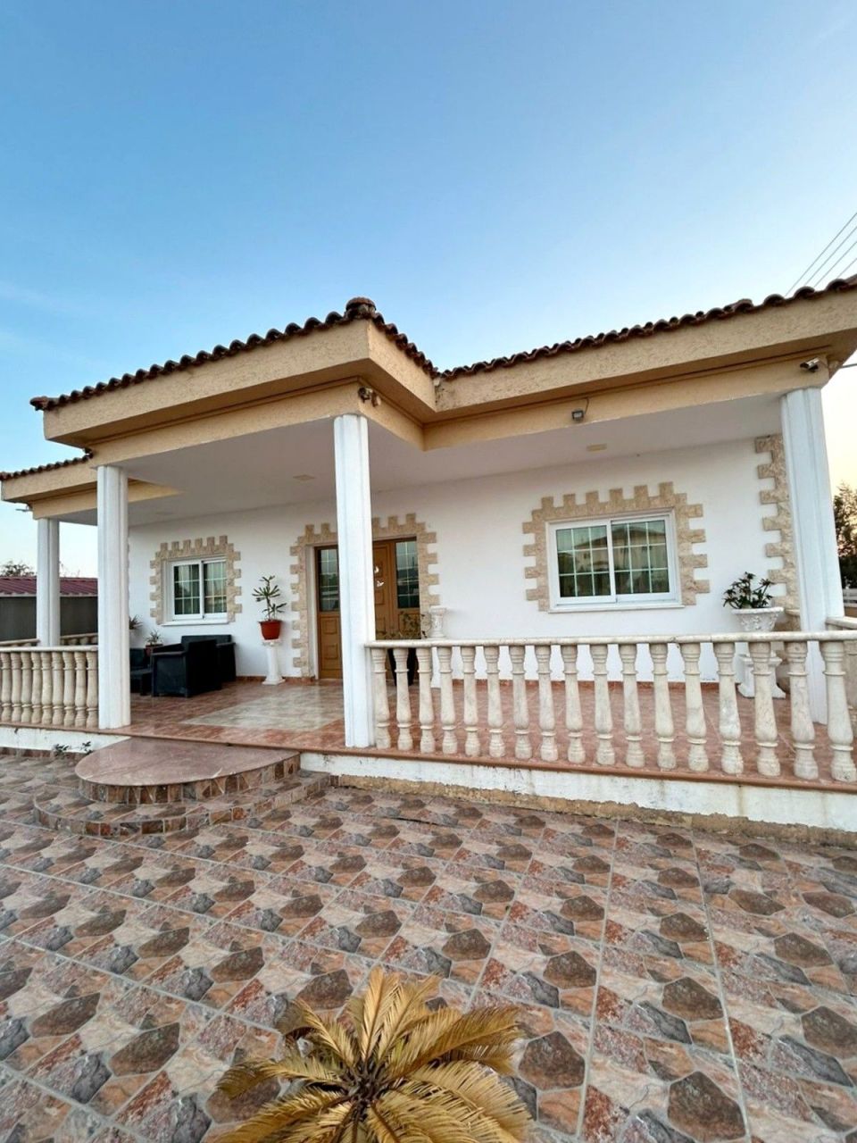 Вилла в Ларнаке, Кипр, 272 м² - фото 1