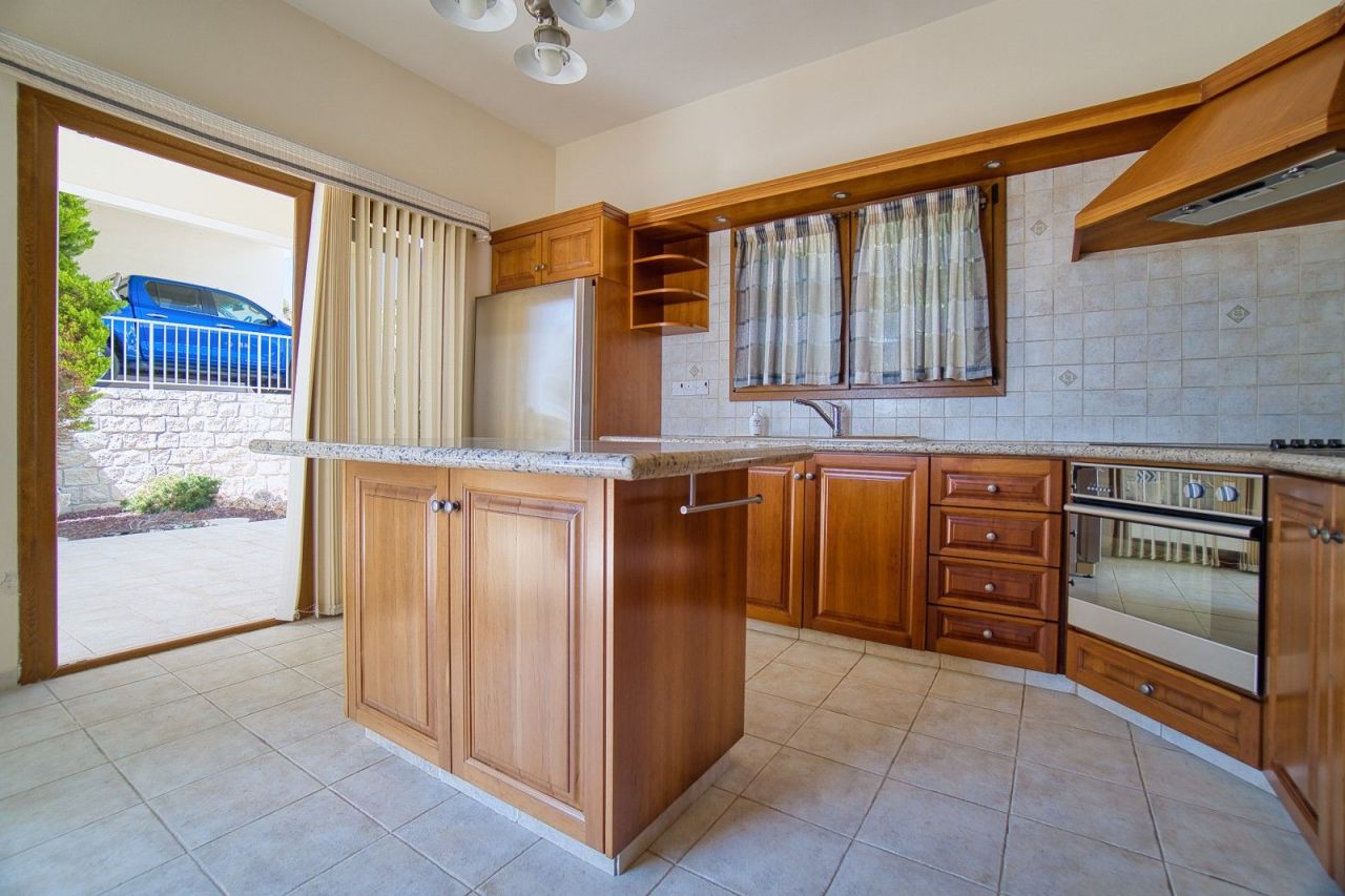 Вилла в Пафосе, Кипр, 260 м² - фото 19