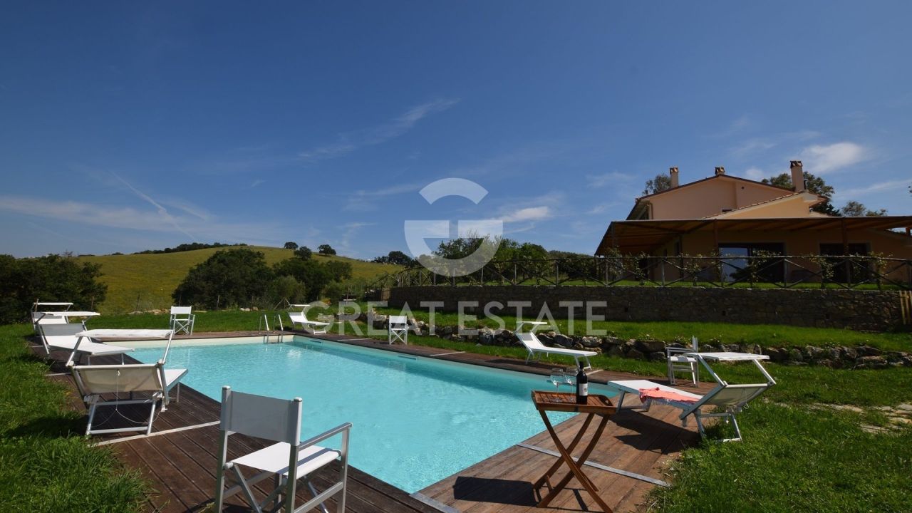 Отель, гостиница Campagnatico, Италия, 379.4 м² - фото 4