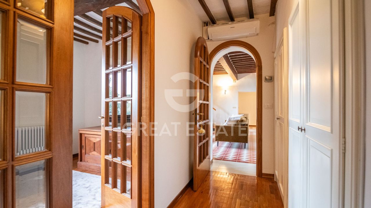 Апартаменты в Кьюси, Италия, 178.65 м² - фото 9